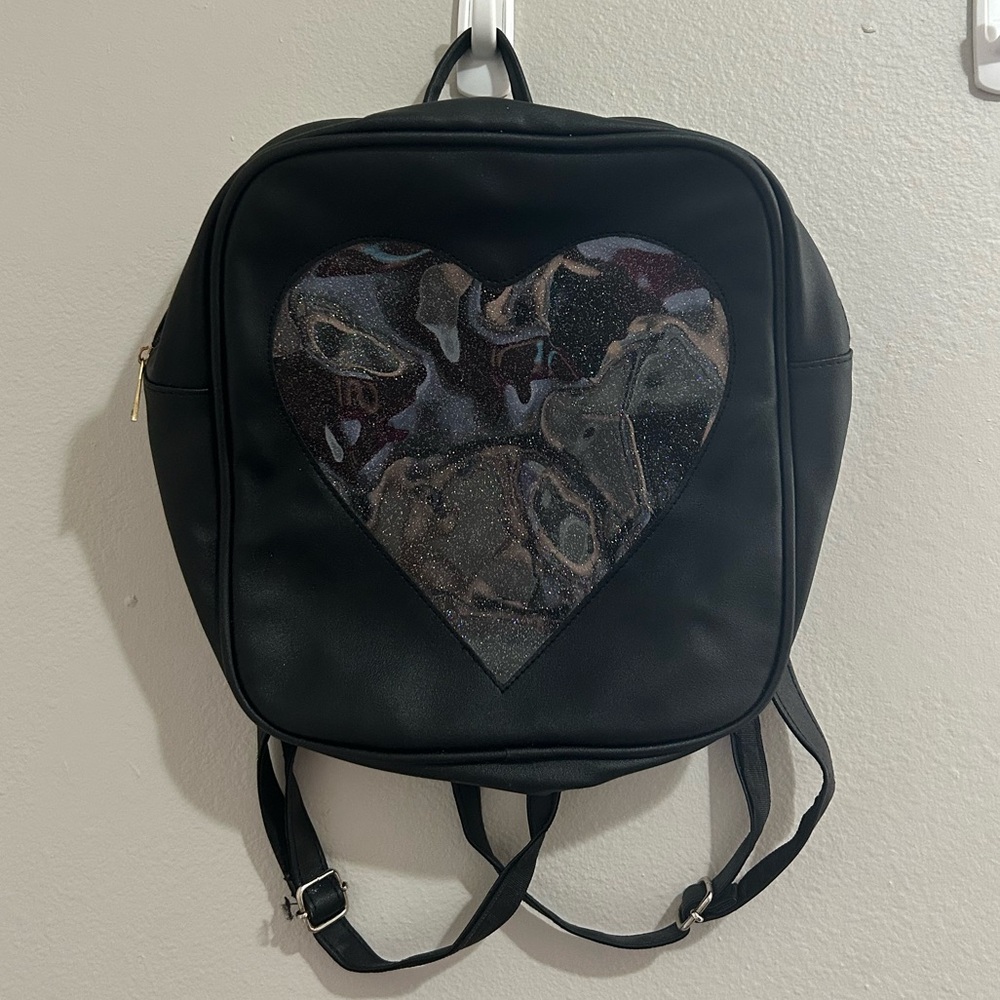 Black Heart ita Backpack